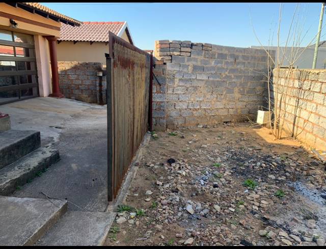 3 BEDROOM HOUSE FOR SALE IN BERGSIG
